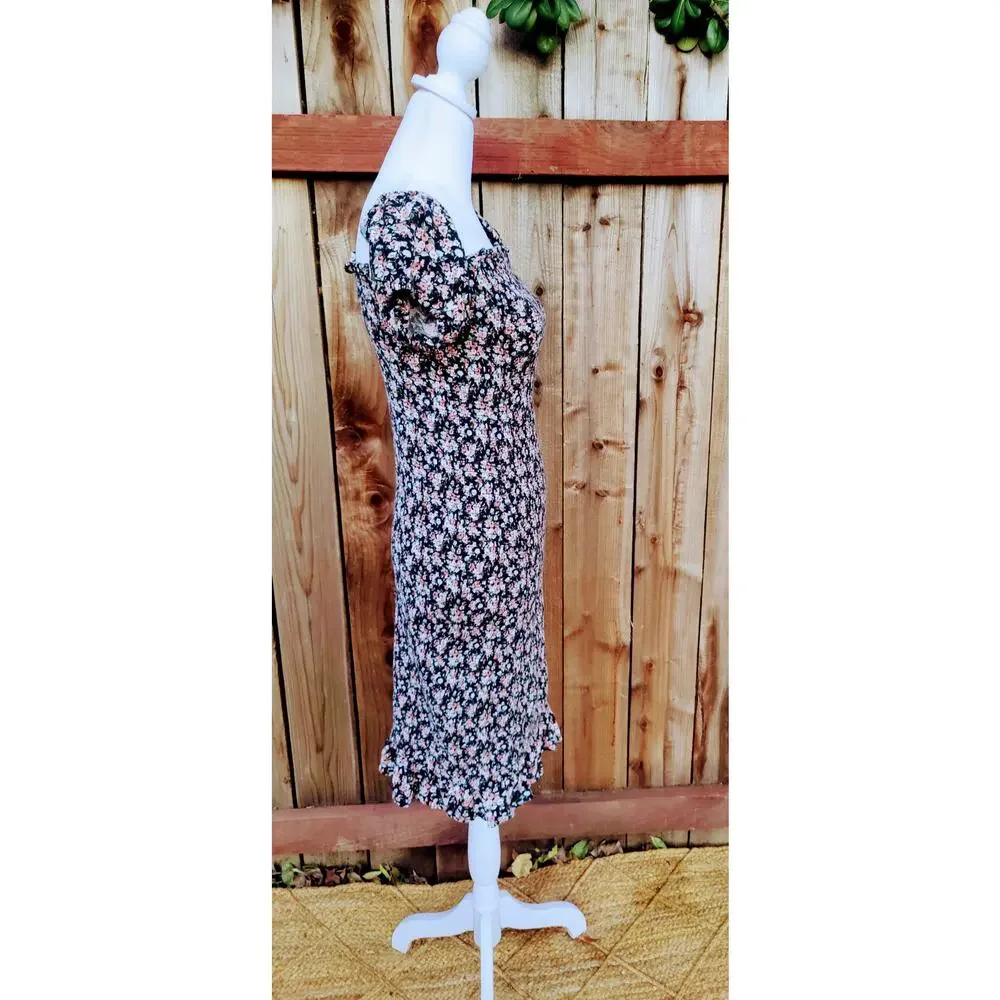 Abercrombie & F Emerson Smocked Dipped Waist Dress Floral Ditsy Cottagecore SZ M